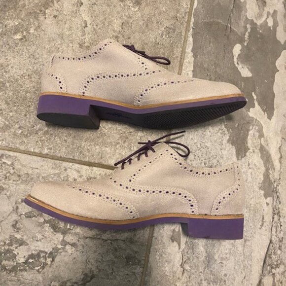 Ladies Cole Haan Oxfords, Size 7.5, Medium Grey with Purple Soles and Laces - Picture 4 of 9